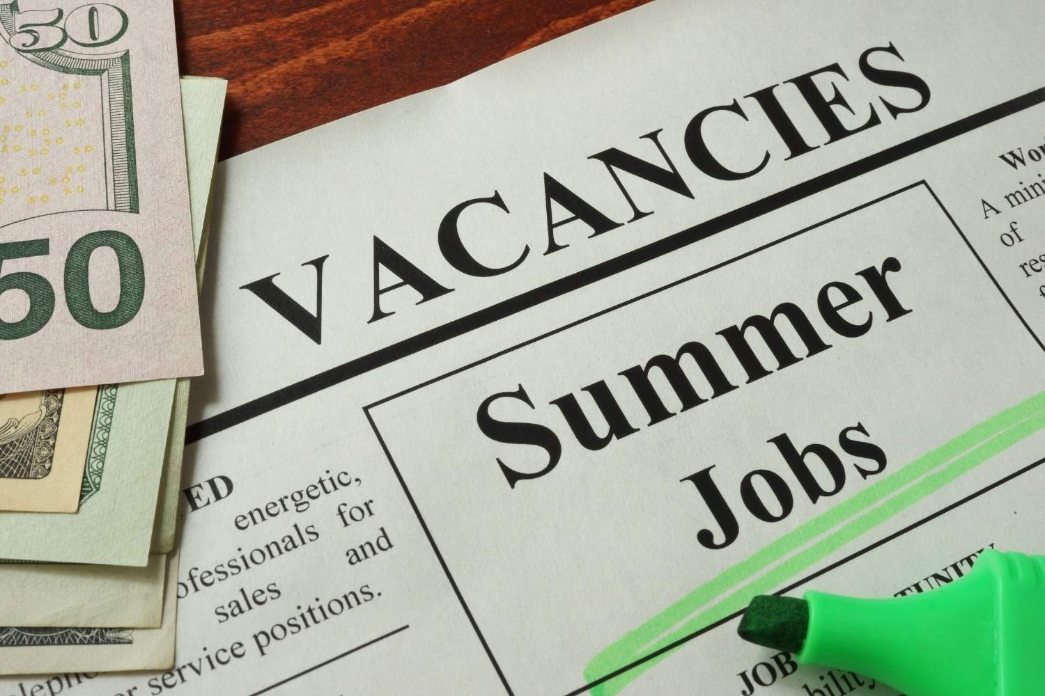 Read more about the article Hiring Help for Summer Jobs? What You Need to Know About Payroll and Compliance